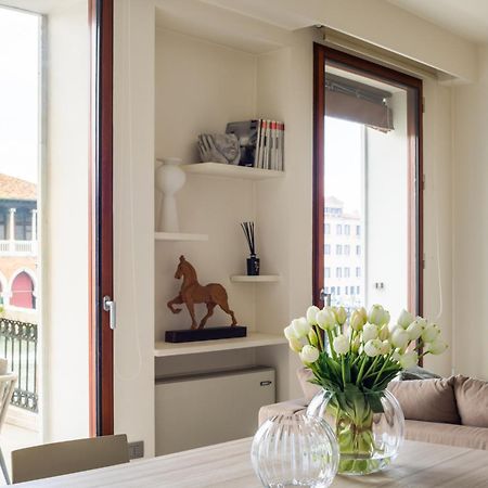 Grand Canal Luxury Apartment With Terrace R&R Venetië Buitenkant foto