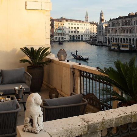 Grand Canal Luxury Apartment With Terrace R&R Venetië Buitenkant foto