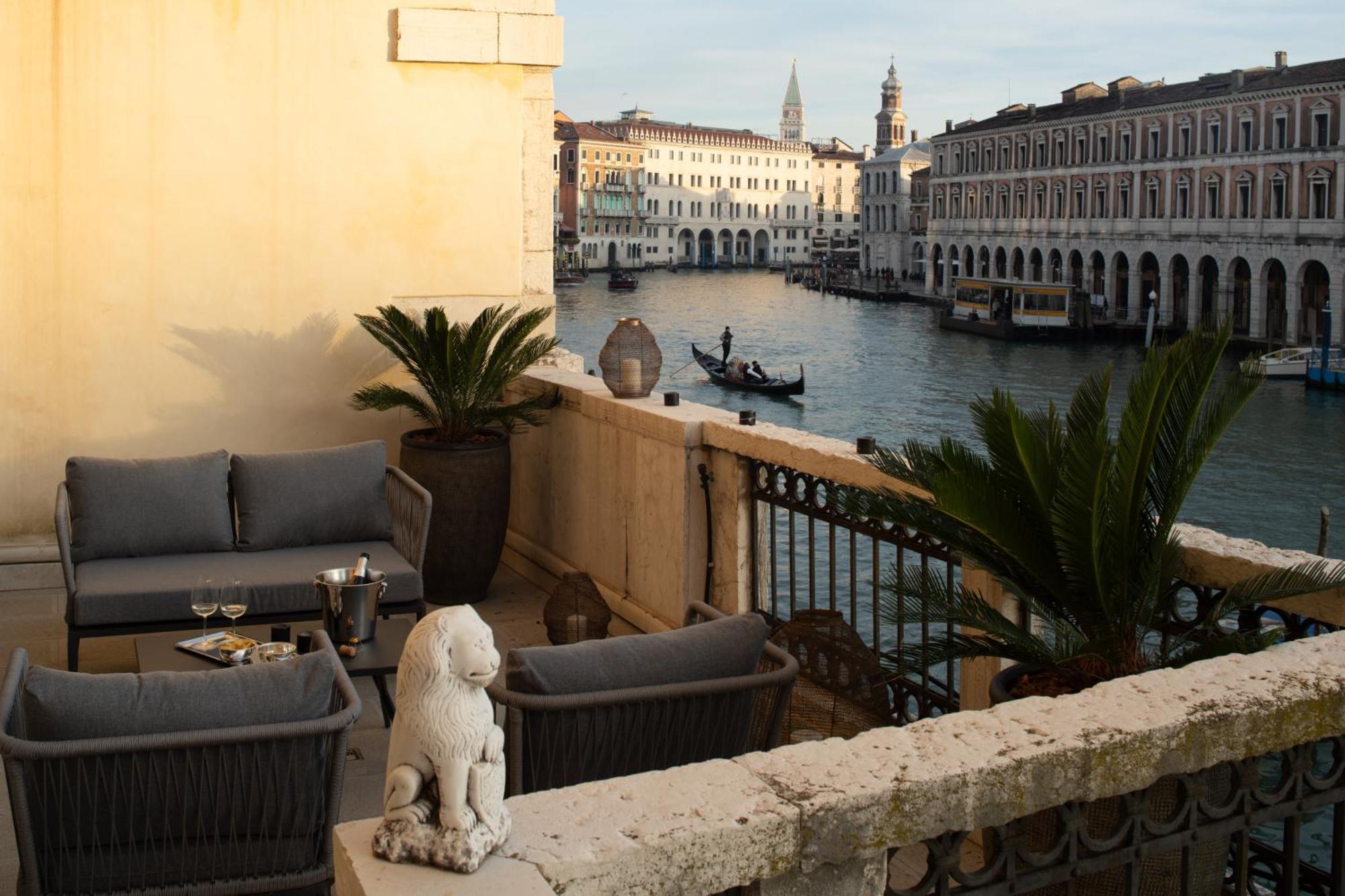 Grand Canal Luxury Apartment With Terrace R&R Venetië Buitenkant foto