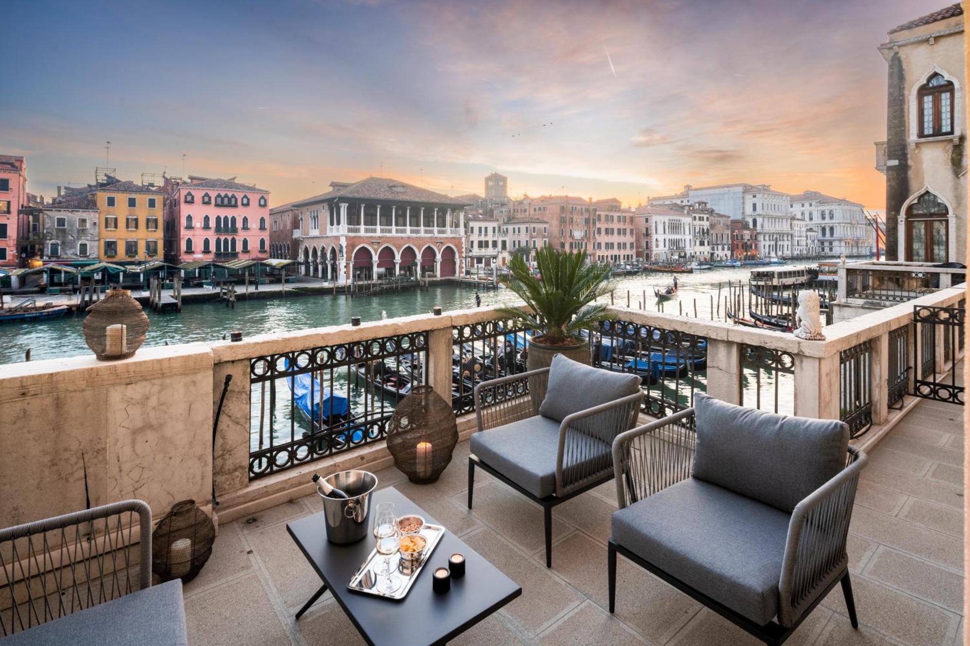 Grand Canal Luxury Apartment With Terrace R&R Venetië Buitenkant foto